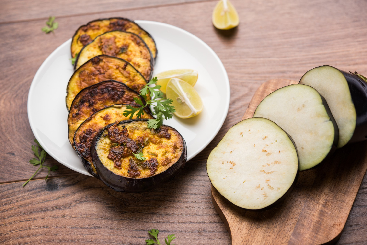 Aubergine i airfryer – sprø og karamellisert aubergine tilberedt til perfeksjon.