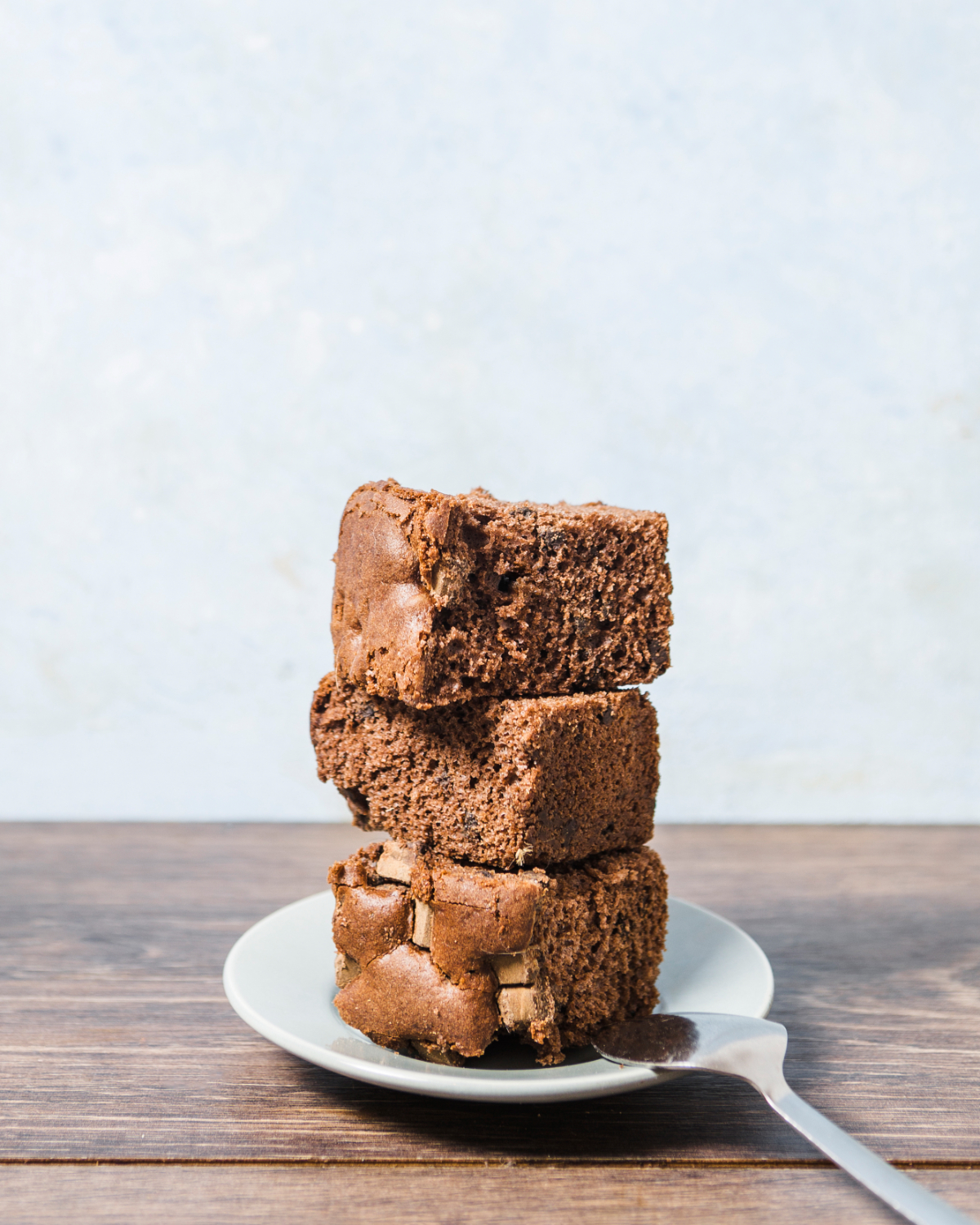 Brownies i airfryer – saftige brownies med sprø topp og myk kjerne.